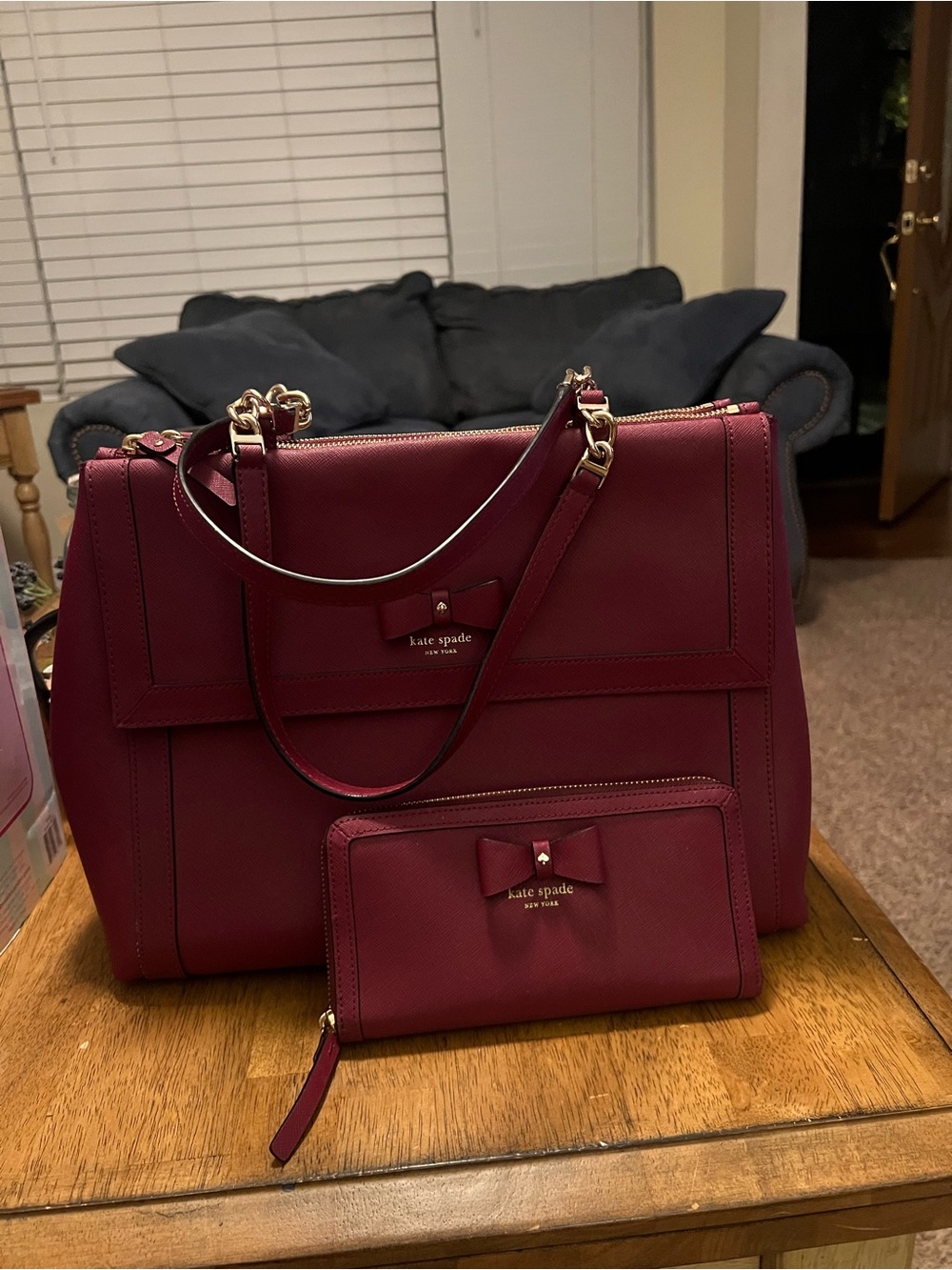 Kate Spade Hazel Court burgundy handbag and matching wallet set - Picture 3 of 15